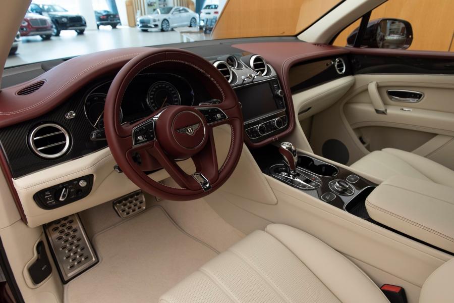 Торпедо Bentley Bentayga Speed Centenary Specifications 2020 года  (UAE) (фото 9 из 10)